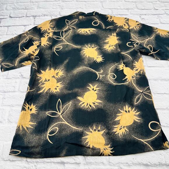 TOMMY BAHAMA Men's Camp Hawaiian Pineapple‎ Button Up Shirt Small Black/Tan - Picture 9 of 9